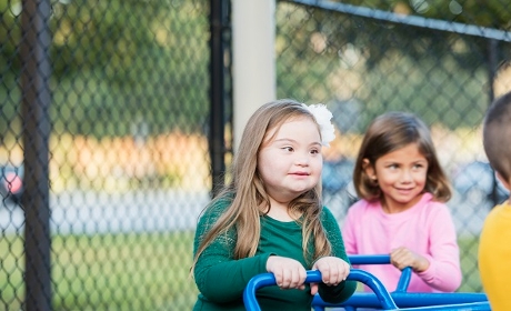 Un livret pour mieux accueillir les enfants handicapés dans des lieux de droit commun