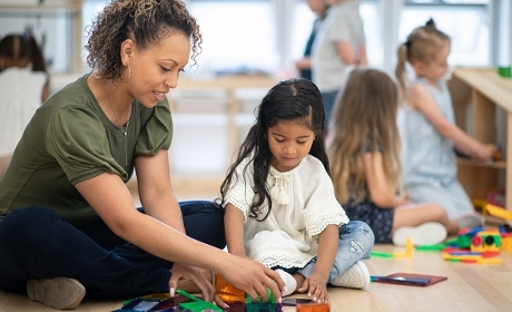 [Long format] Éducateur de jeunes enfants : un métier à part ?