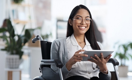 En 2023, le taux d'emploi des personnes handicapées est resté quasi stable